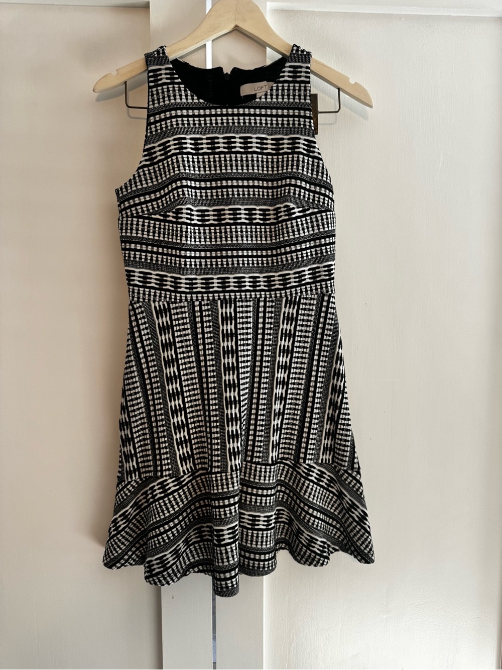 LOFT Black and White Patterned Sleeveless Dress